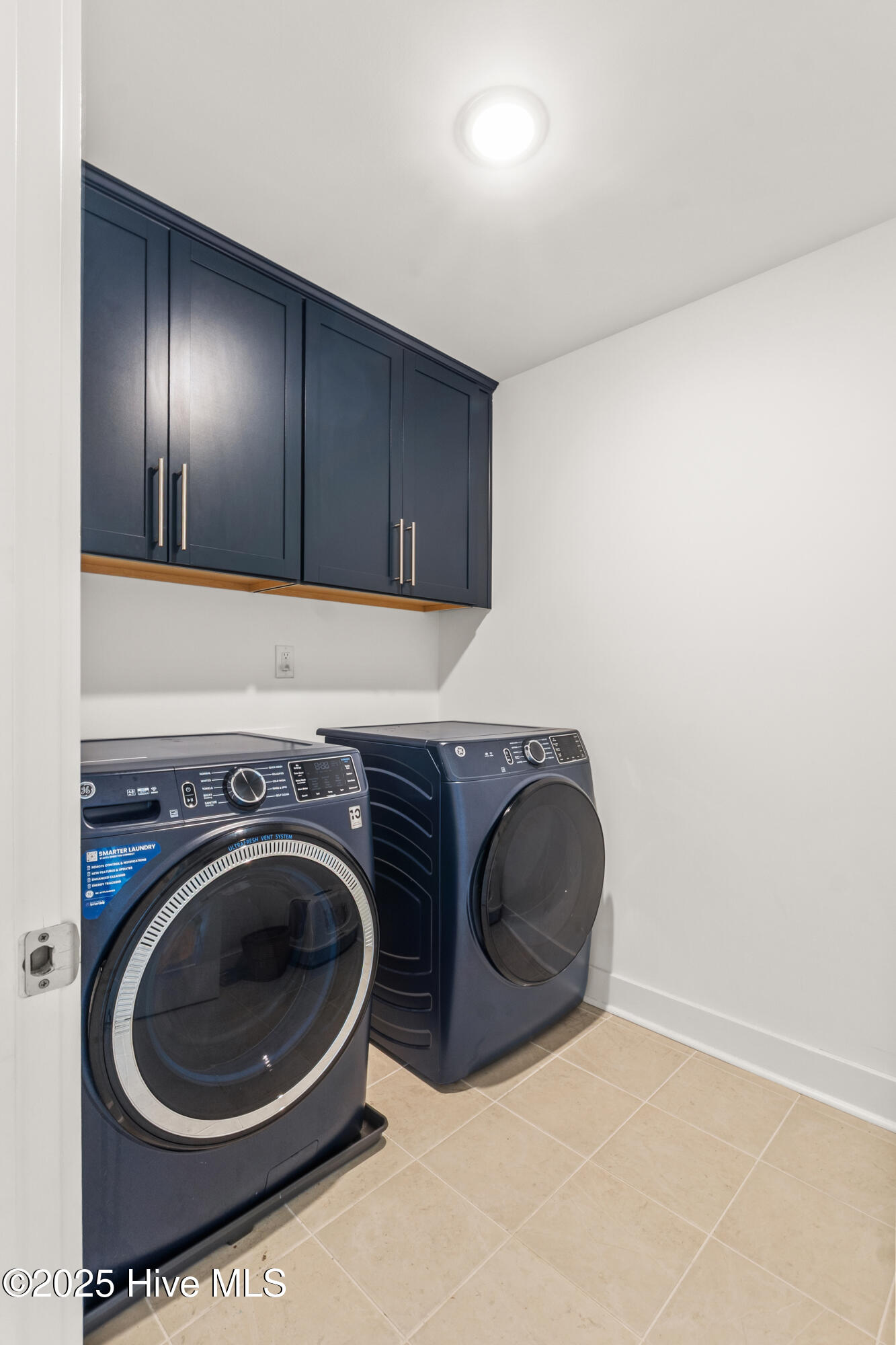 772 Winds Way Aberdeen, NC 28315 - Photo 20 of 37 Washer/Dryer