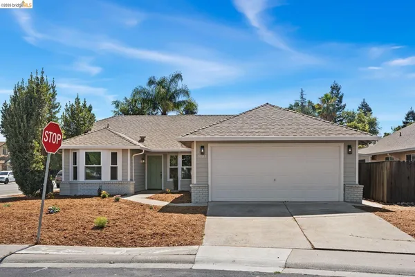 $535,000 | 5901 Pine Vista Way, Elk Grove, CA 95758