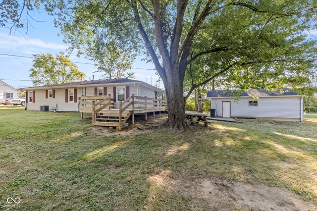 $285,000 | 5378 Highway 75, Coatesville, IN 46121