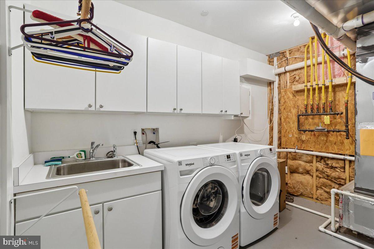 7800 Radnor Road Bethesda, MD 20817 - Photo 68 of 82 Laundry Room