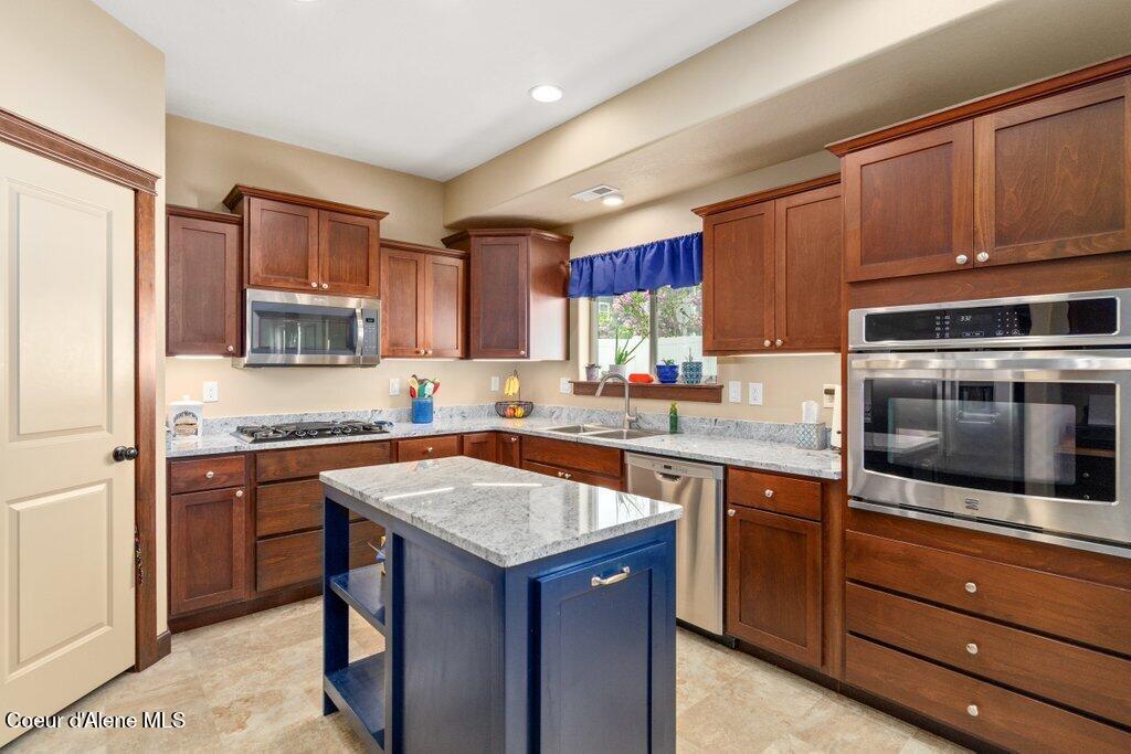 1761 West Pyrenees Loop Coeur D'Alene, ID 83815 - Photo 17 of 34 019-1761WestPyreneesLoop-CoeurdAlene-ID-