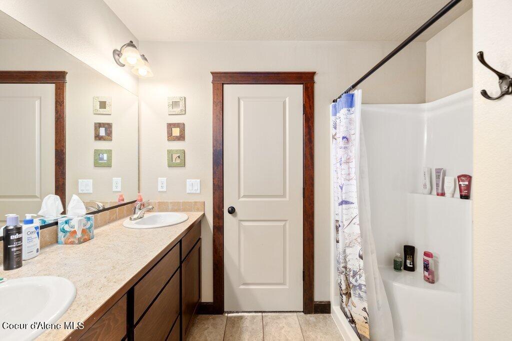 1761 West Pyrenees Loop Coeur D'Alene, ID 83815 - Photo 24 of 34 026-1761WestPyreneesLoop-CoeurdAlene-ID-