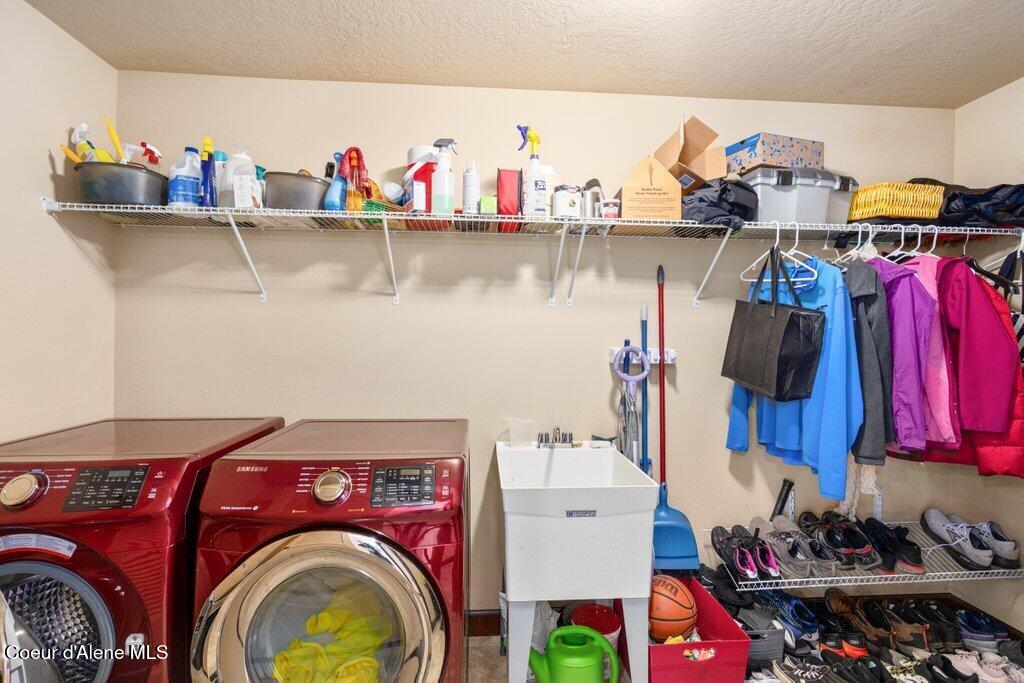 1761 West Pyrenees Loop Coeur D'Alene, ID 83815 - Photo 32 of 34 015-1761WestPyreneesLoop-CoeurdAlene-ID-