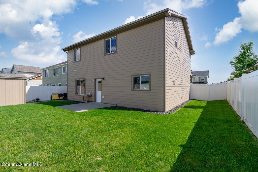 1761 West Pyrenees Loop Coeur D'Alene, ID 83815 - Photo 6 of 34 006-1761WestPyreneesLoop-CoeurdAlene-ID-