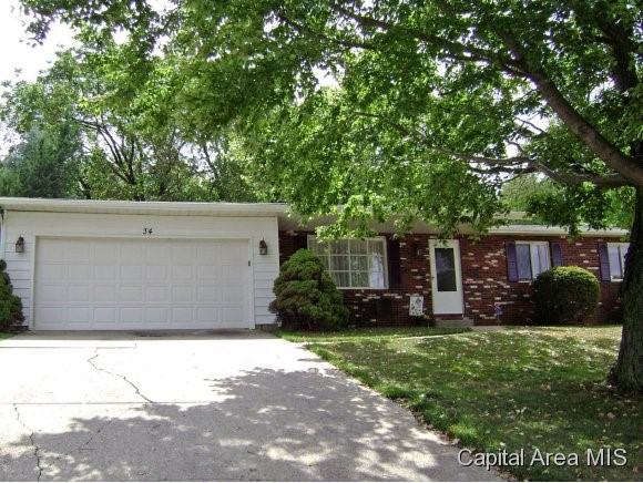 34 Woods Mill Road Sherman, IL 62684 - Photo 1 of 15 Gallery Image 1