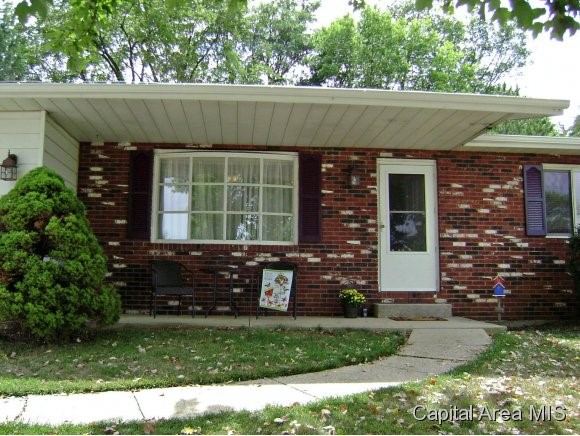 34 Woods Mill Road Sherman, IL 62684 - Photo 14 of 15 Gallery Image 14