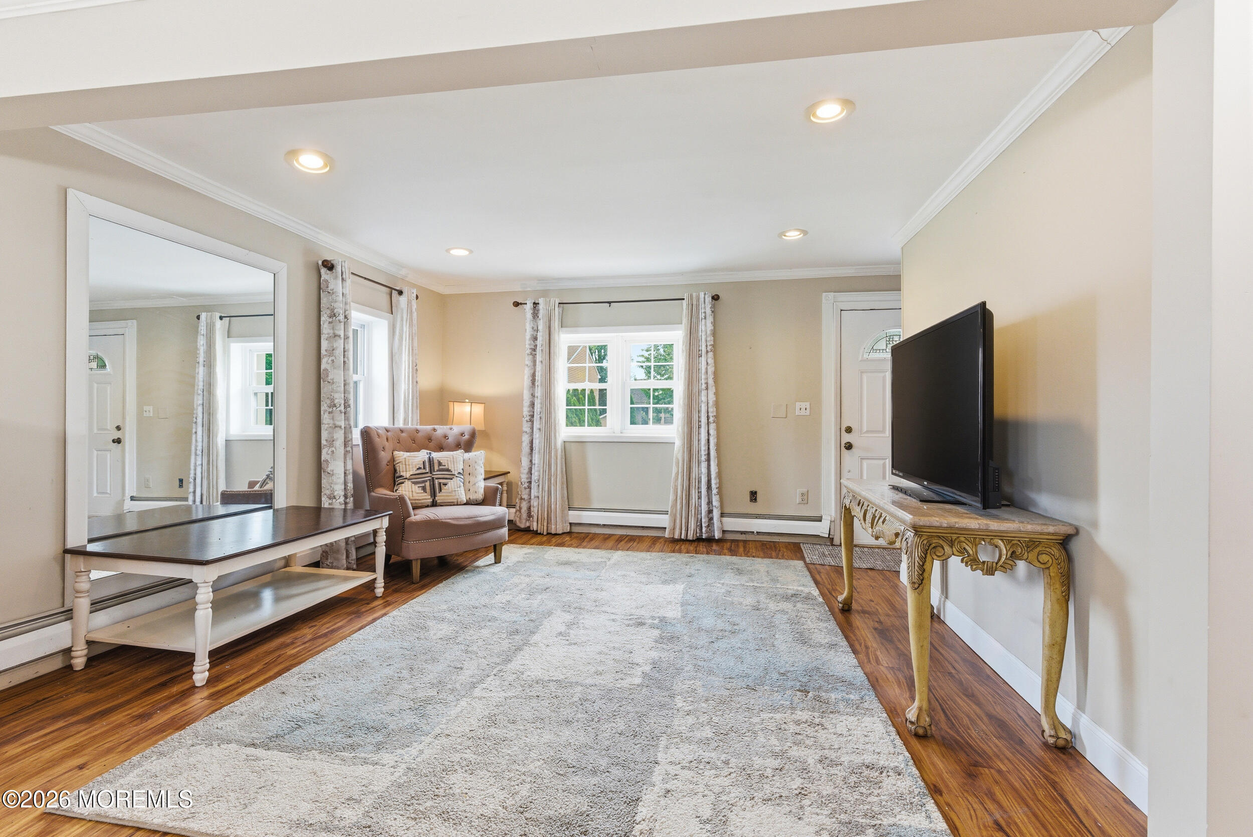 222 Raritan Street Keyport, NJ 07735 - Photo 7 of 31 018