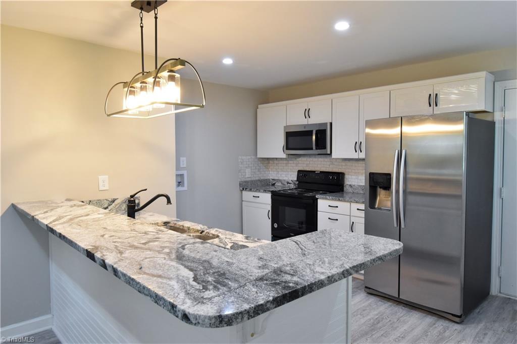 170 Hampton Road Asheboro, NC 27203 - Photo 3 of 9 Gallery Image 3