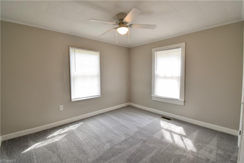 170 Hampton Road Asheboro, NC 27203 - Photo 8 of 9 Gallery Image 8