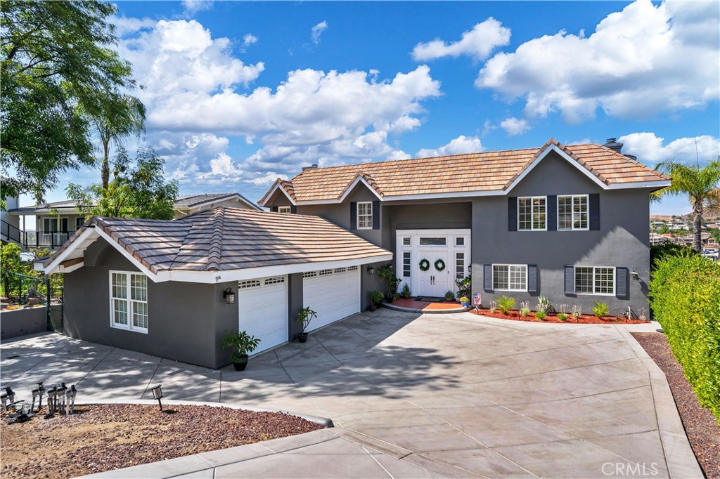 22700 Running Rabbit Court Canyon Lake, CA 92587 - Photo 16 of 75