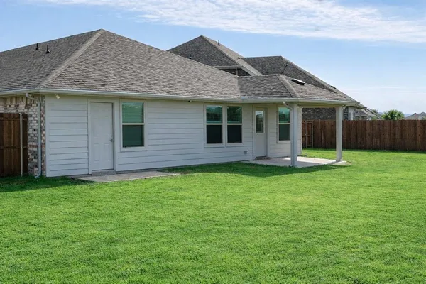 $2,195 | 600 Cedar Springs Drive, Princeton, TX 75407