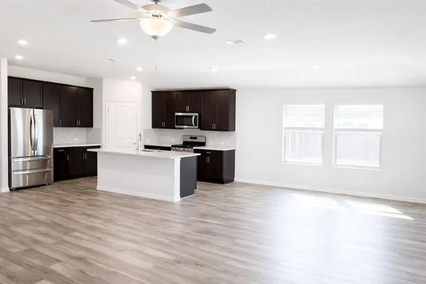 $2,195 | 600 Cedar Springs Drive, Princeton, TX 75407