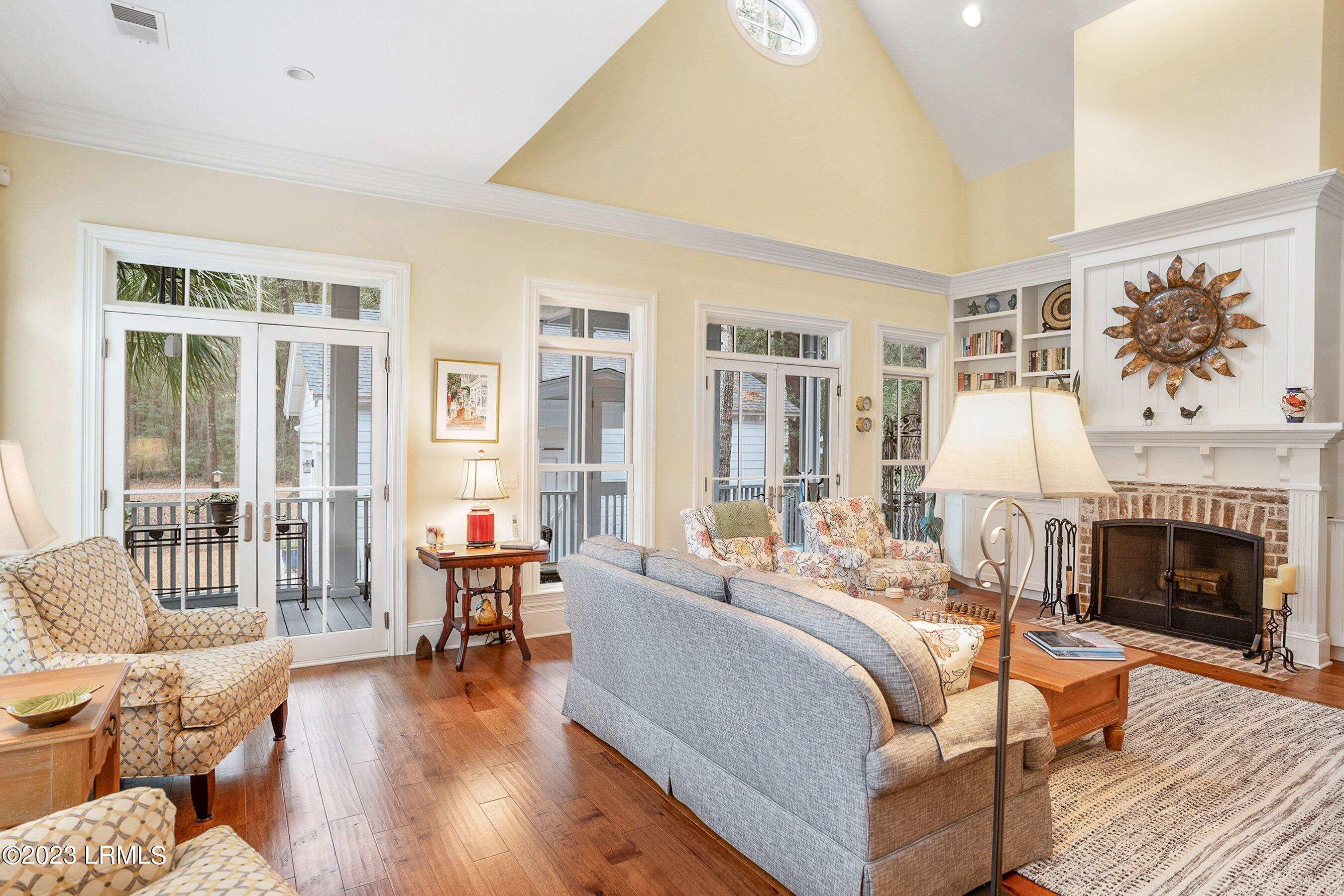 17 Newpoint Road Beaufort, SC 29907 - Photo 11 of 47 11