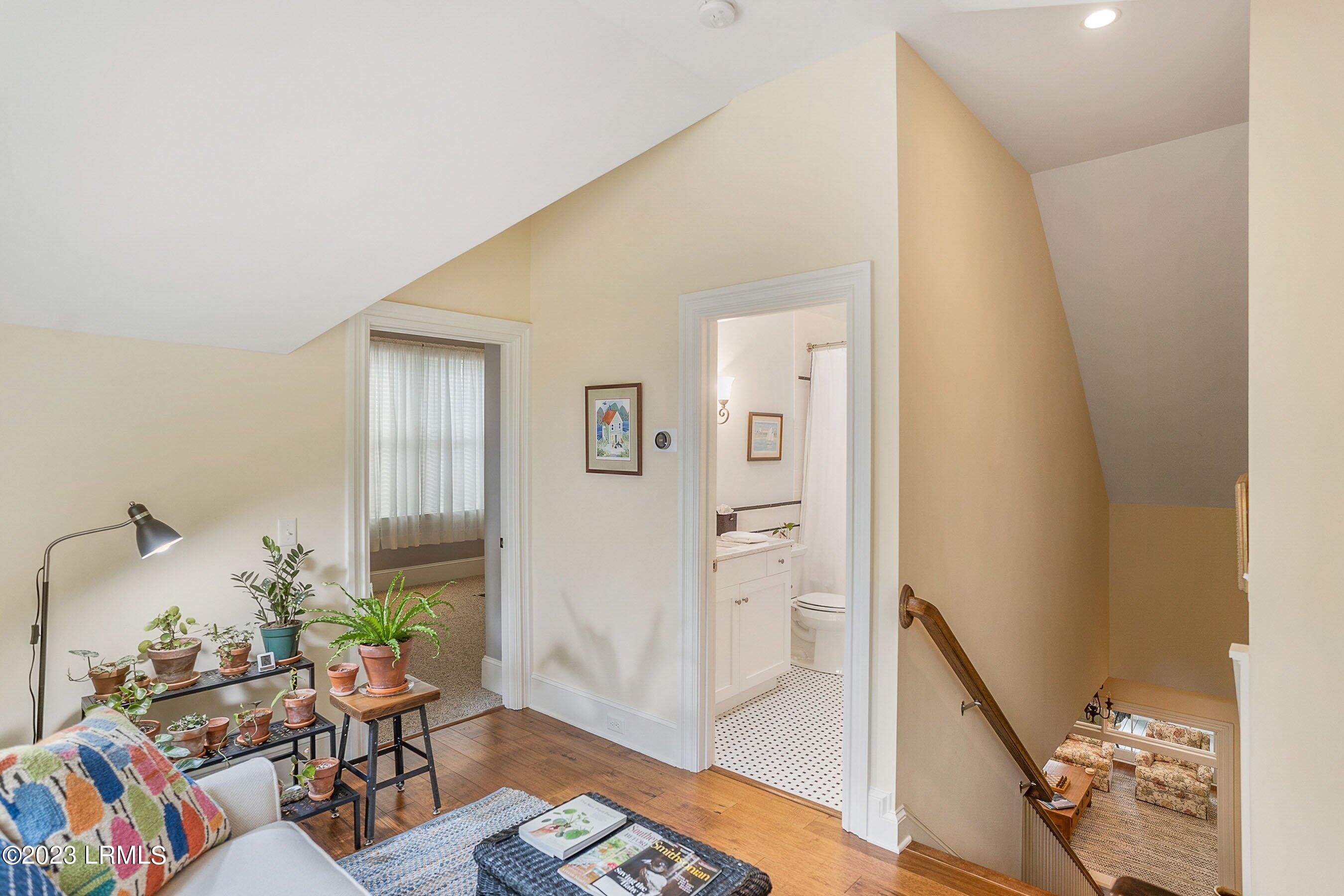 17 Newpoint Road Beaufort, SC 29907 - Photo 29 of 47 28