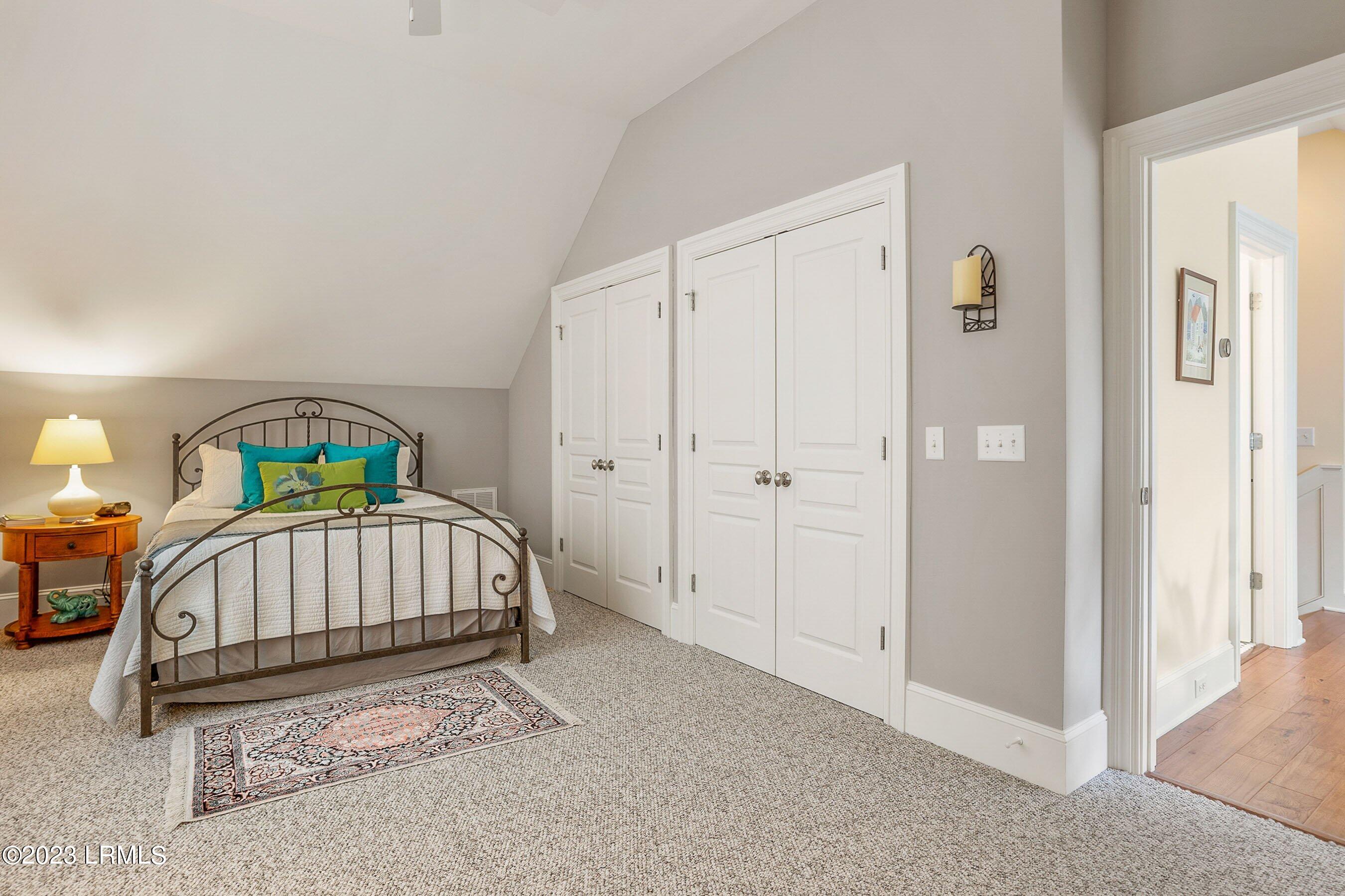 17 Newpoint Road Beaufort, SC 29907 - Photo 30 of 47 29