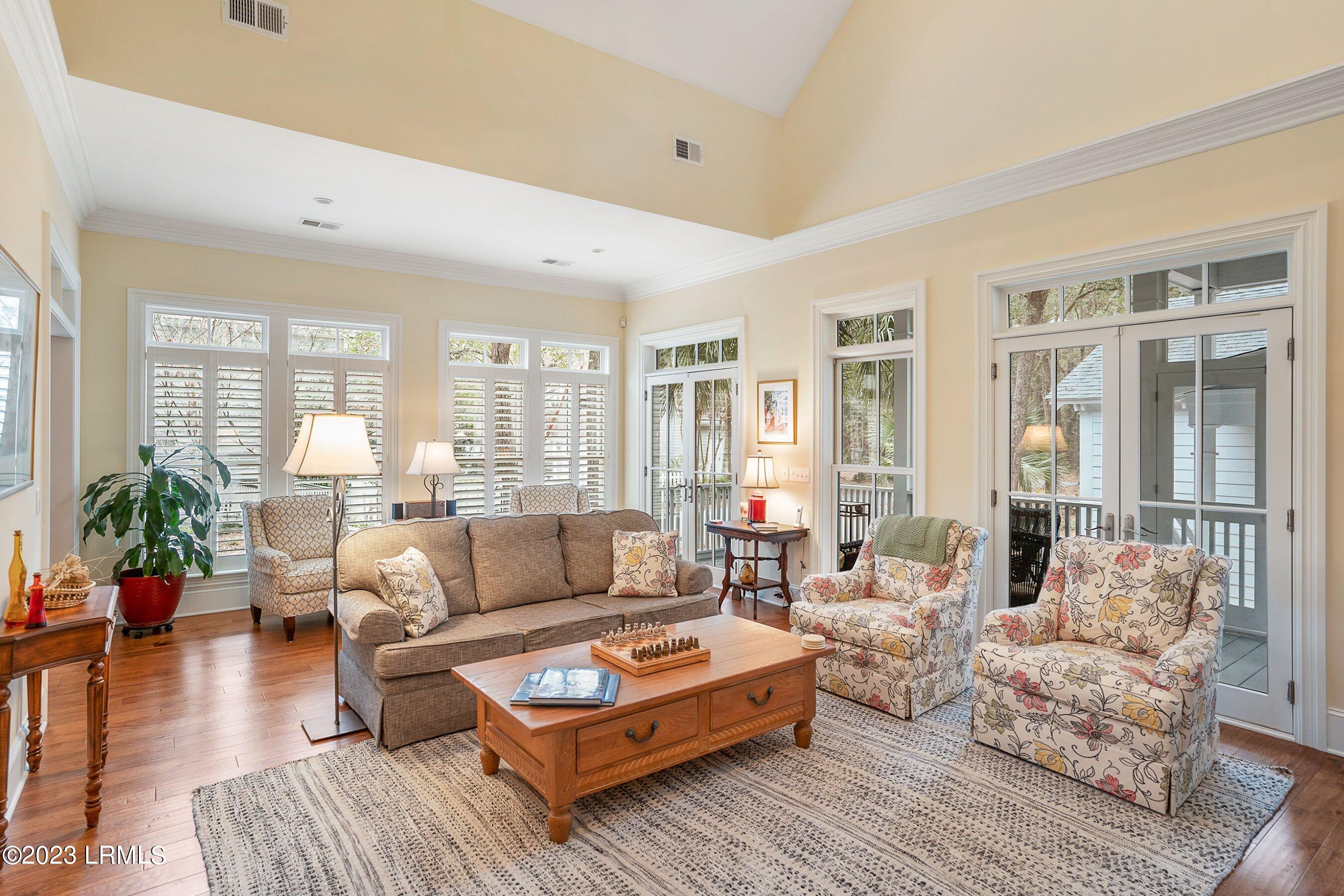 17 Newpoint Road Beaufort, SC 29907 - Photo 8 of 47 8