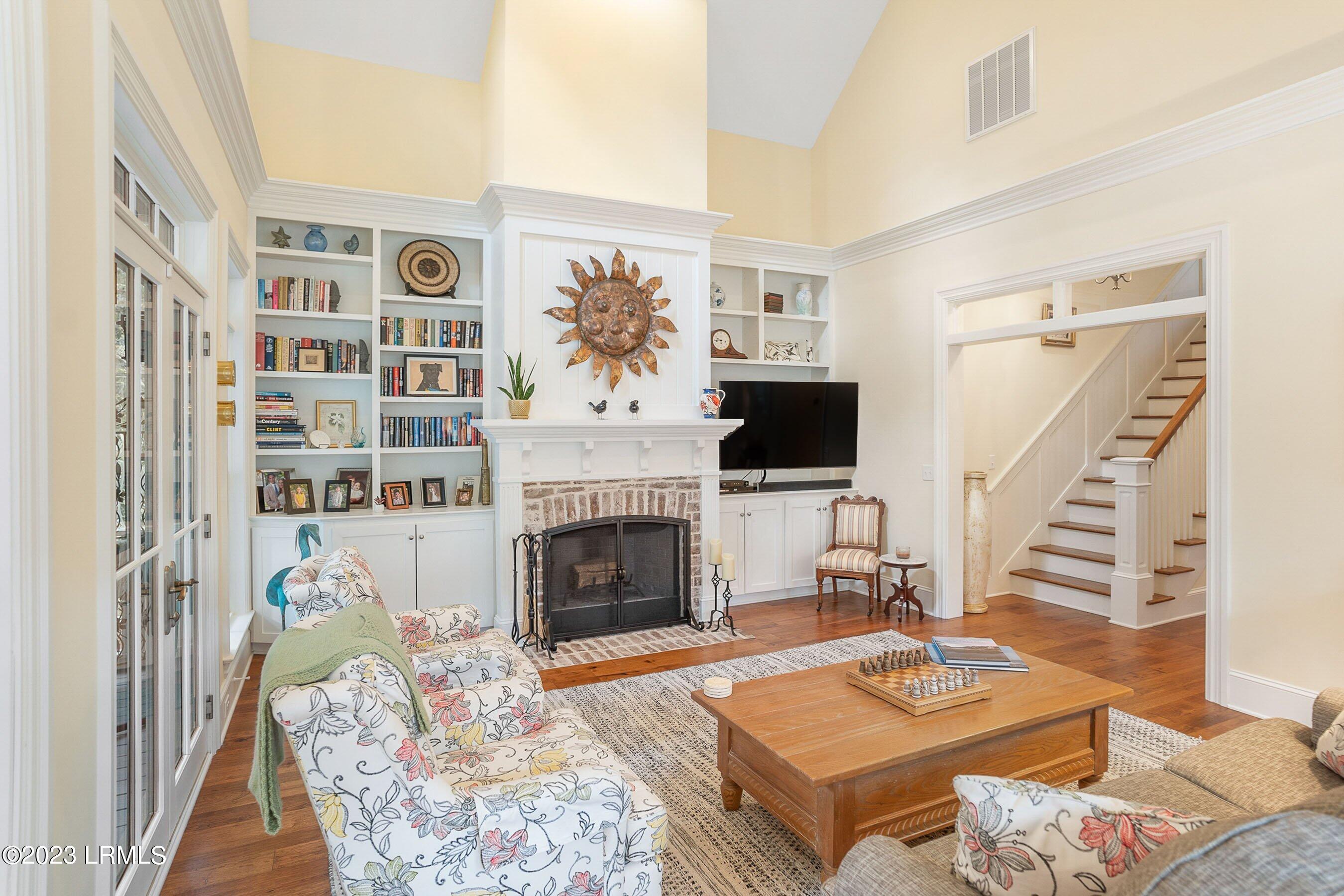 17 Newpoint Road Beaufort, SC 29907 - Photo 10 of 47 10