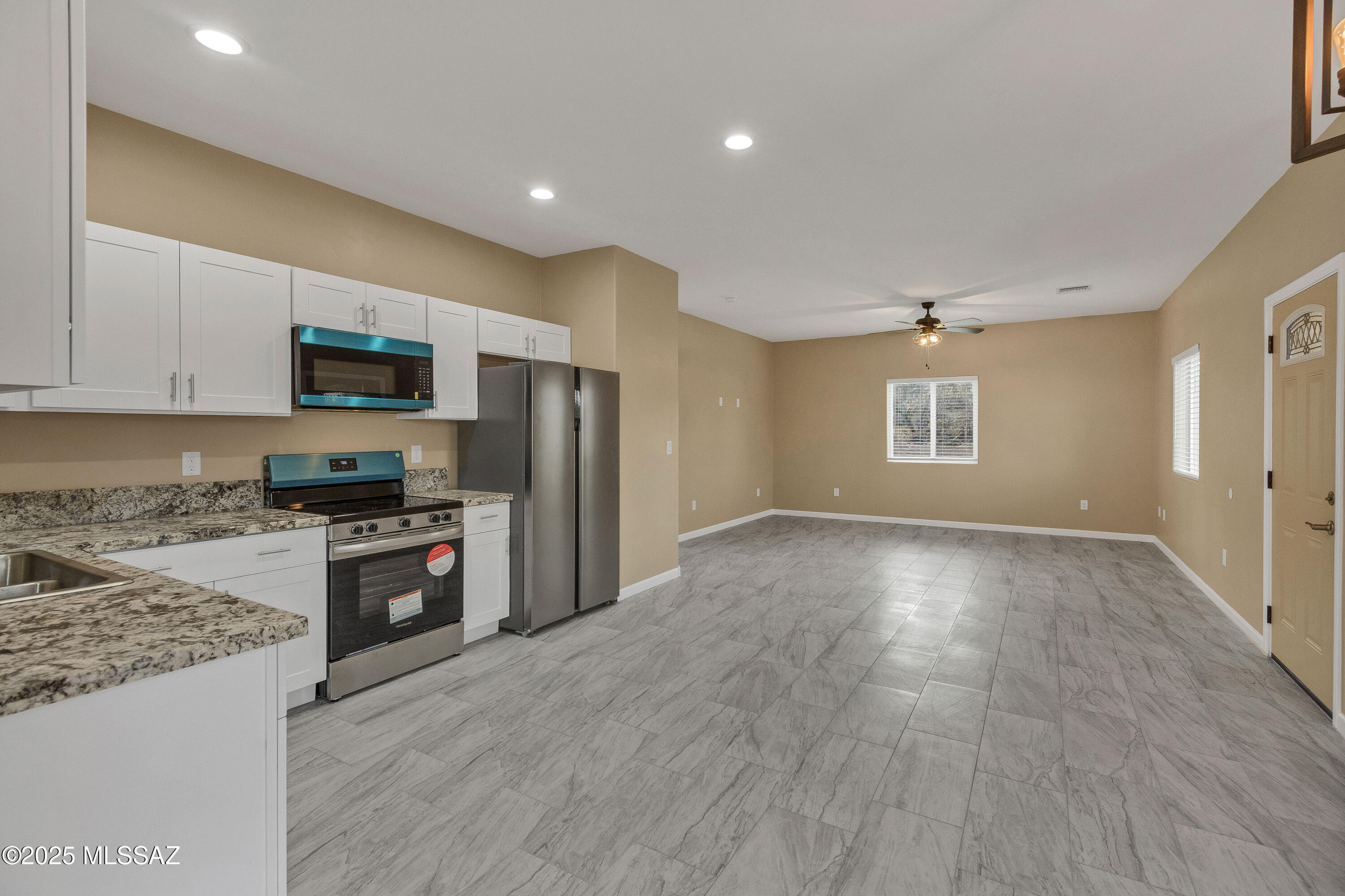 944 Paseo Queretaro Rio Rico, AZ 85648 - Photo 14 of 38