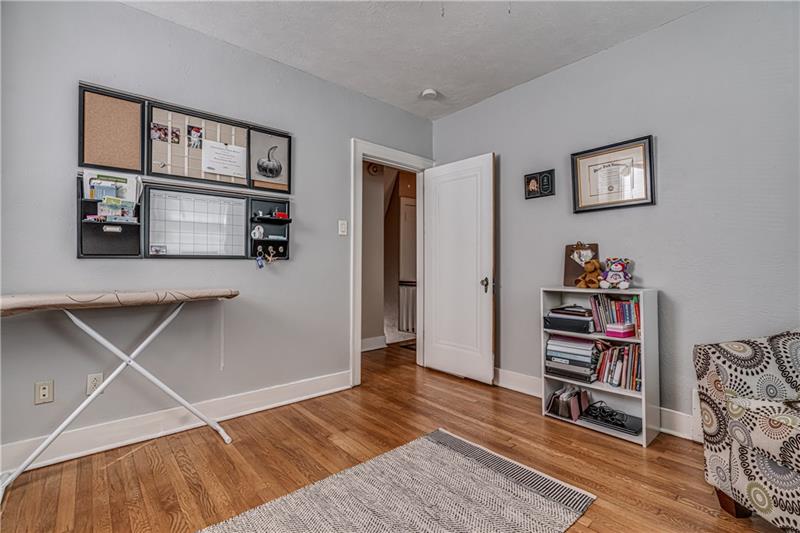 4126 Beehner Road Pittsburgh, PA 15217 - Photo 21 of 25 Gallery Image 21
