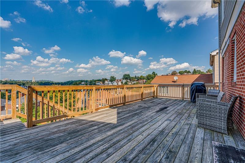 4126 Beehner Road Pittsburgh, PA 15217 - Photo 7 of 25 Gallery Image 7