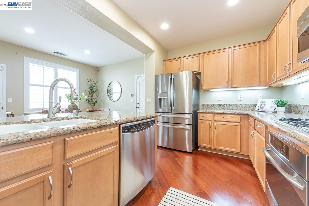 2527 Coldstream Way Hayward, CA 94545 - Photo 26 of 72