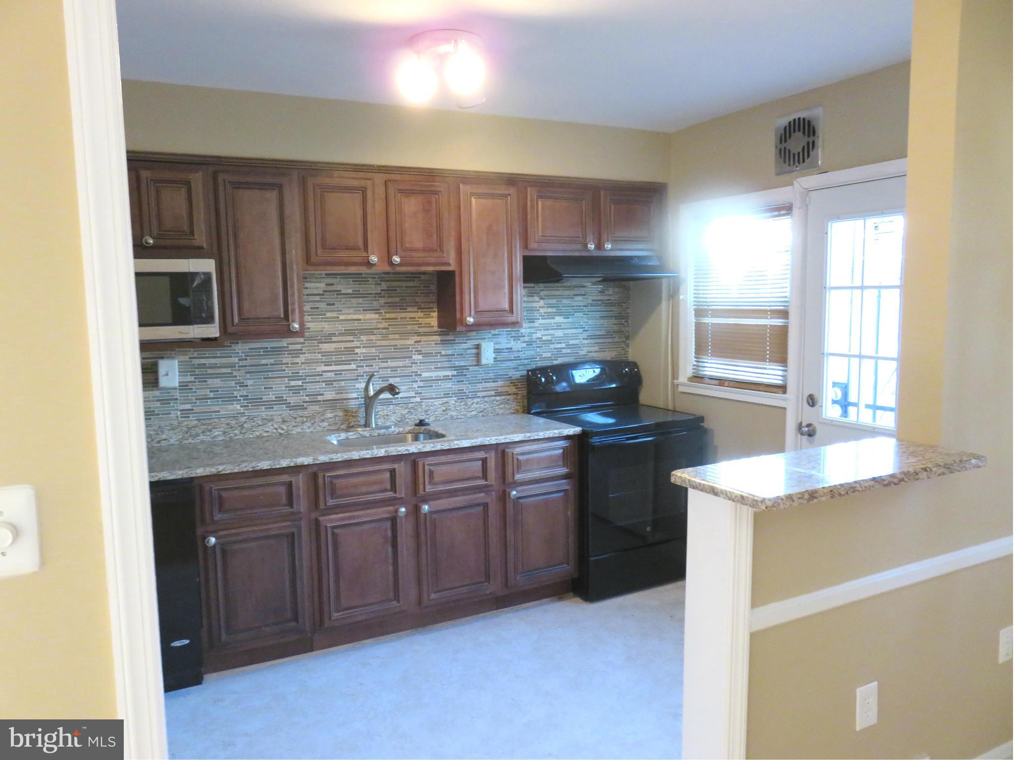 1450 Cedarcroft Road Baltimore, MD 21239 - Photo 8 of 29 Kitchen