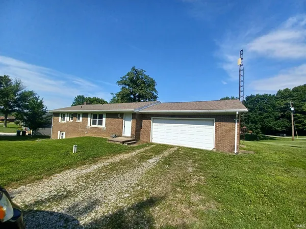 $250,000 | 4400 South Aj Drive, Wadesville, IN 47638