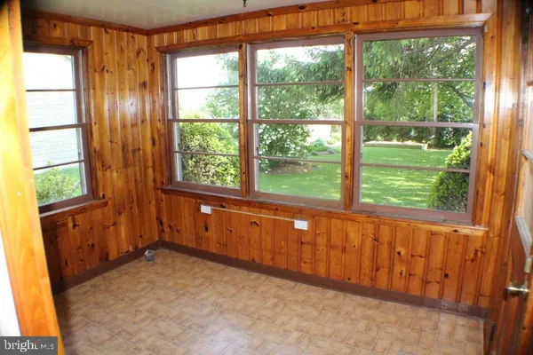 $1,850 | 3702 Old Philadelphia Pike, Gordonville, PA 17529
