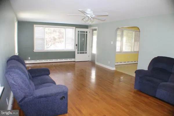 $1,850 | 3702 Old Philadelphia Pike, Gordonville, PA 17529