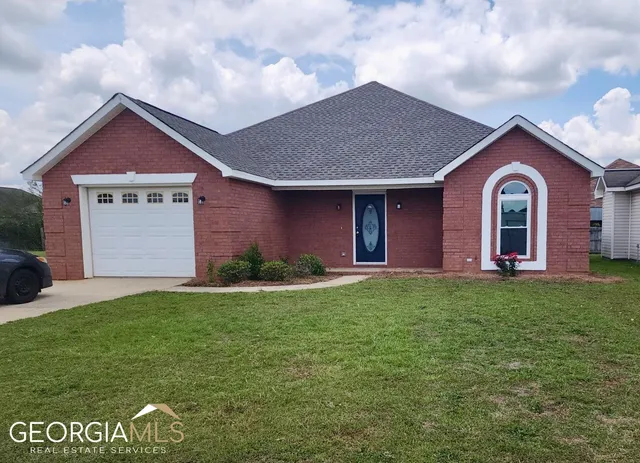 $1,650 | 111 Alexandria Court, Byron, GA 31008