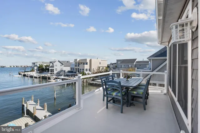 $3,950,000 | 45 Buckingham Avenue, Harvey Cedars, NJ 08008