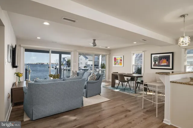 $3,950,000 | 45 Buckingham Avenue, Harvey Cedars, NJ 08008