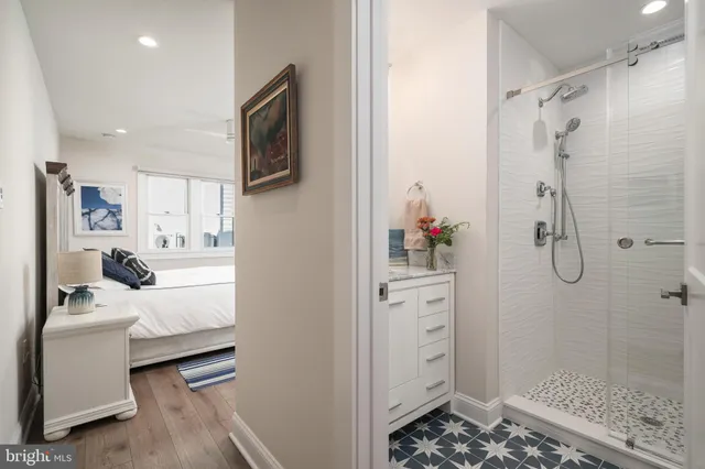 $3,950,000 | 45 Buckingham Avenue, Harvey Cedars, NJ 08008