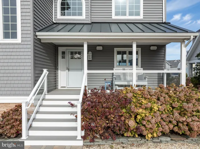 $3,950,000 | 45 Buckingham Avenue, Harvey Cedars, NJ 08008
