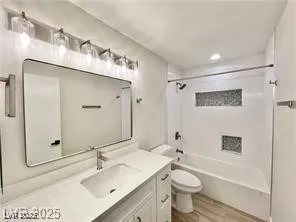 $2,100 | 8456 West Gilmore Avenue, Las Vegas, NV 89129