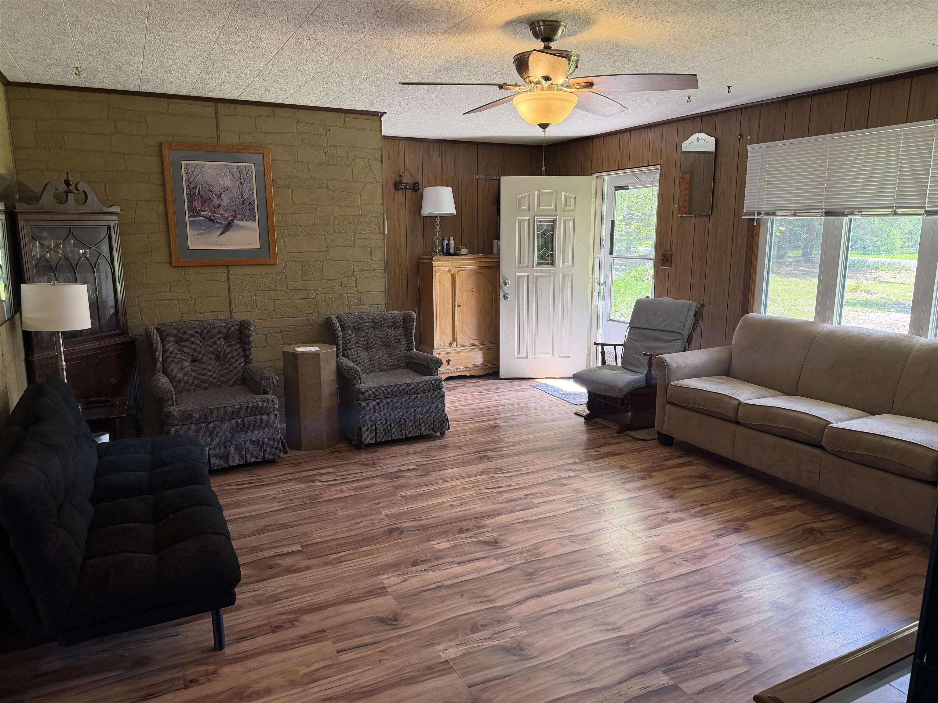 6296 North Reynolds Road Lake Ann, MI 49650 - Photo 9 of 32