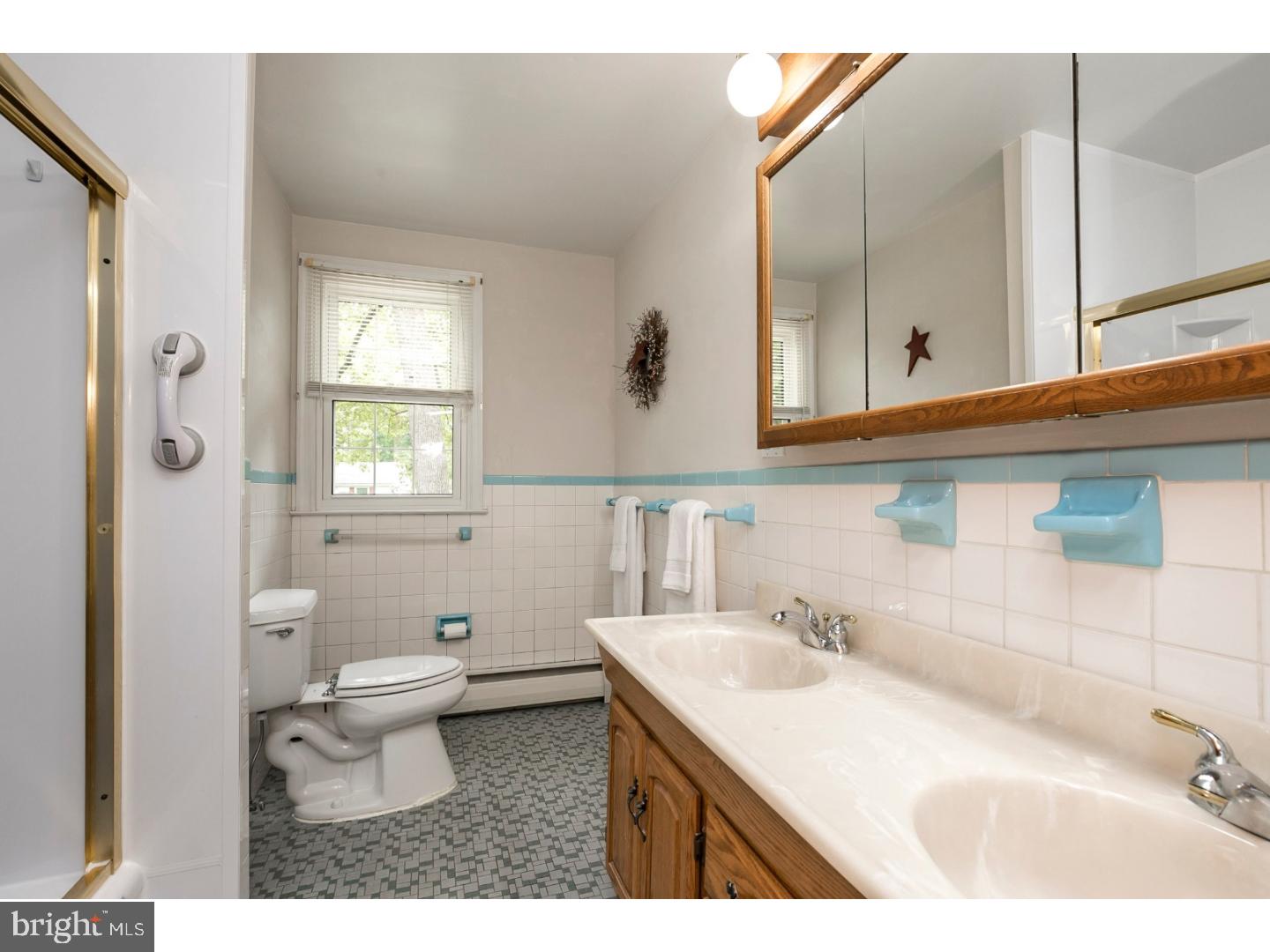 202 Morris Road Exton, PA 19341 - Photo 20 of 25 Bathroom