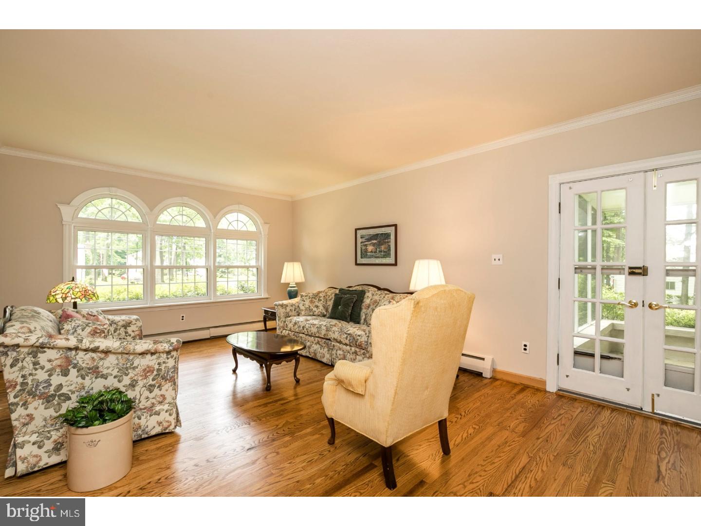 202 Morris Road Exton, PA 19341 - Photo 5 of 25 Living Room