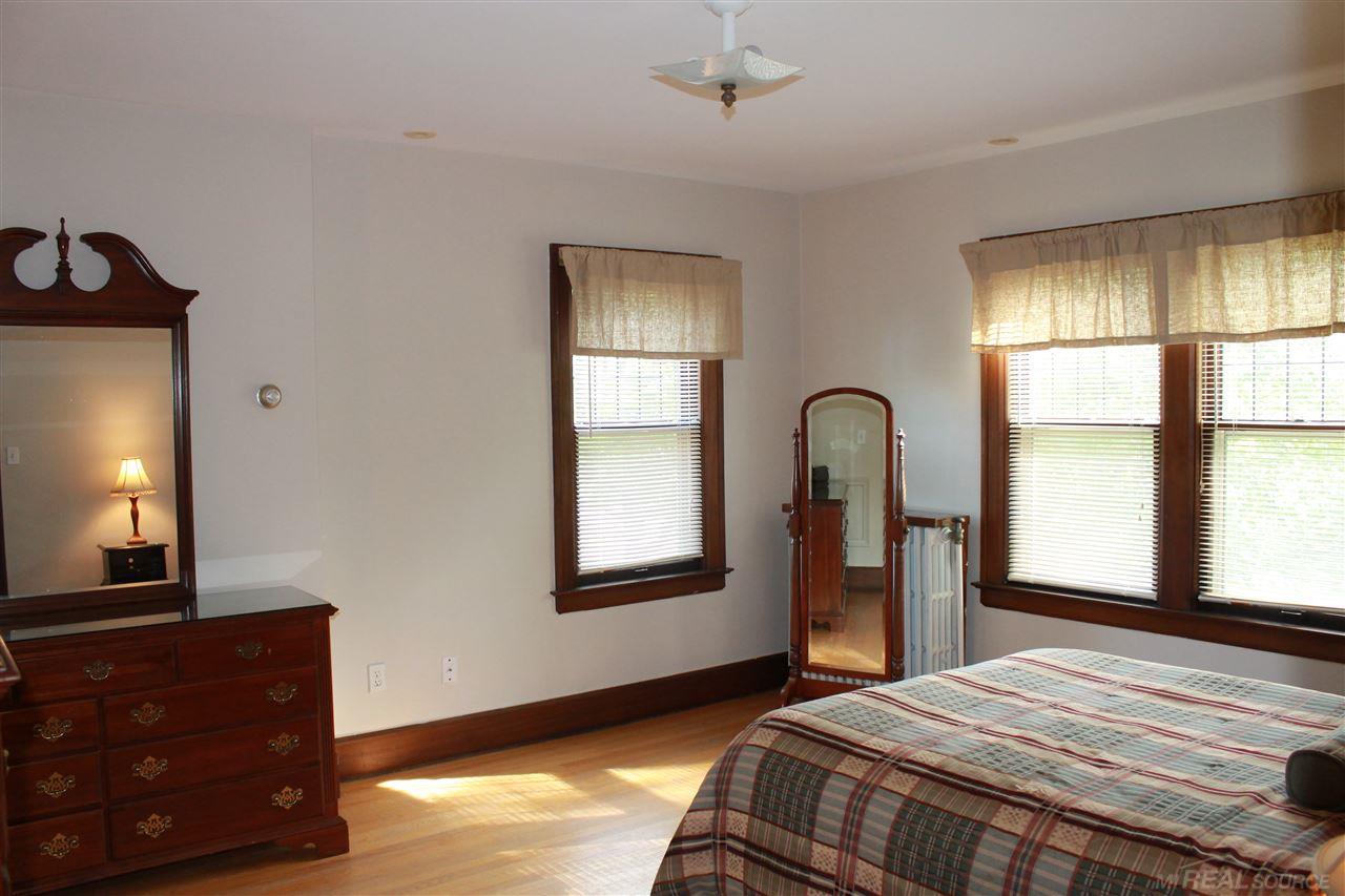 1242 Devonshire Road Grosse Pointe Park, MI 48230 - Photo 34 of 70