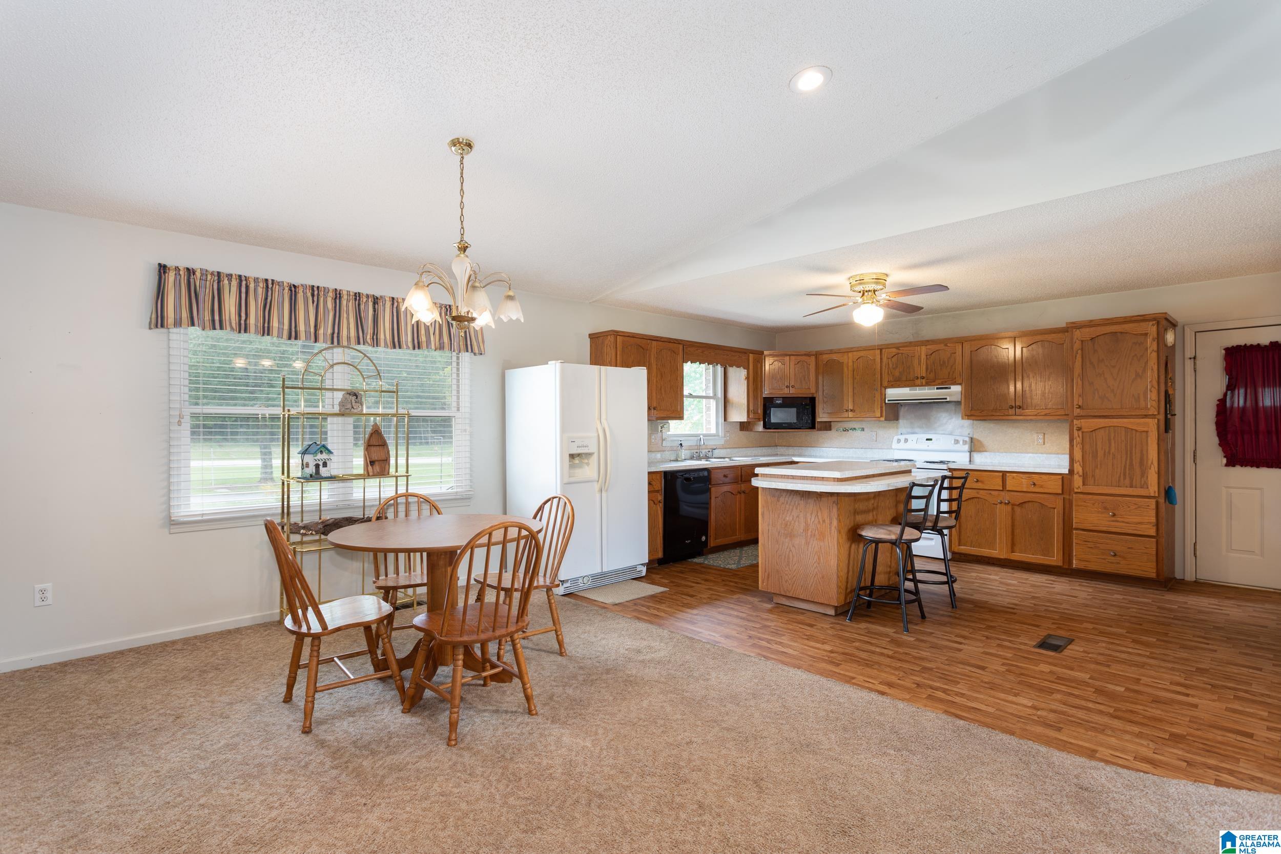 11781 Highway 144 Ragland, AL 35131 - Photo 5 of 49