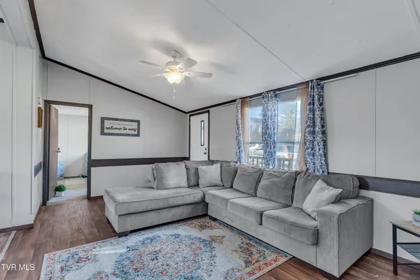 $115,000 | 607 Spring Avenue Northeast, Wise, VA 24293