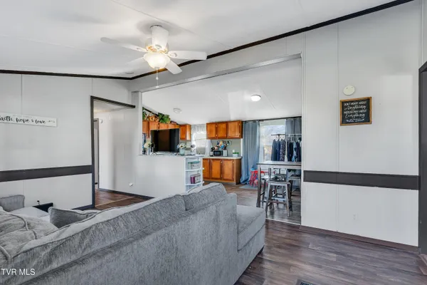 $115,000 | 607 Spring Avenue Northeast, Wise, VA 24293