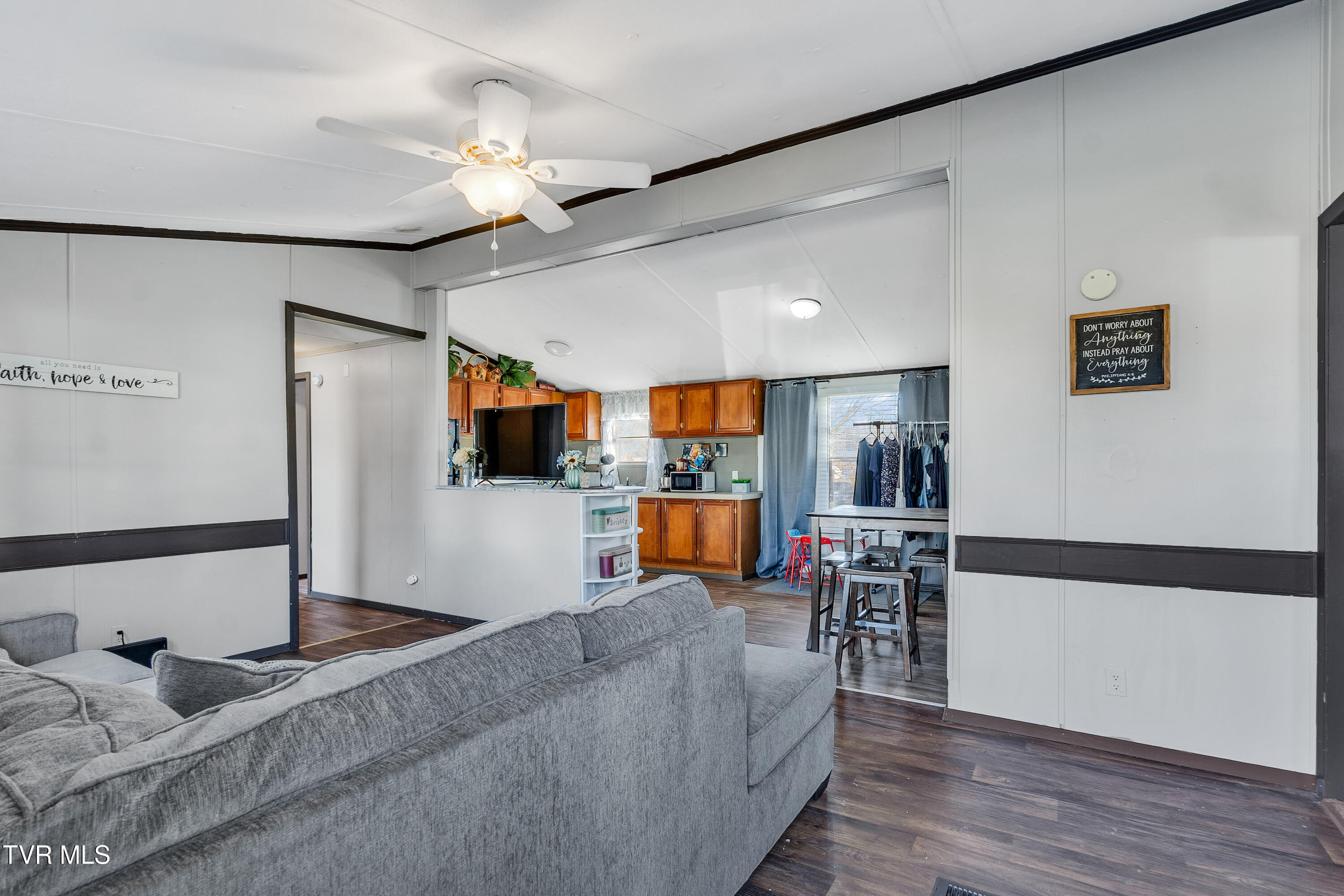 607 Spring Avenue Northeast Wise, VA 24293 - Photo 23 of 29 IMG_4345