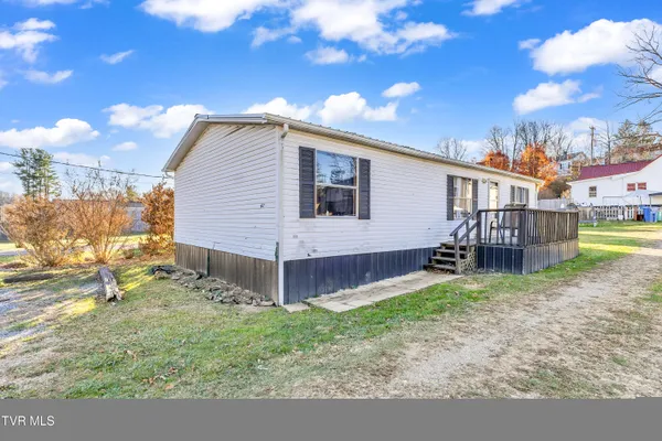 $115,000 | 607 Spring Avenue Northeast, Wise, VA 24293