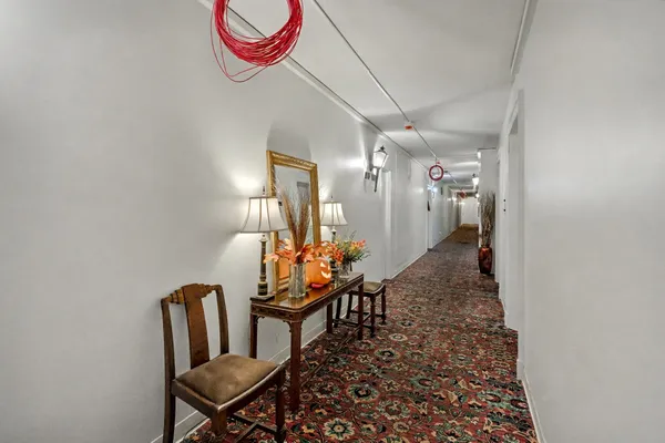 a very nice looking room with a chair