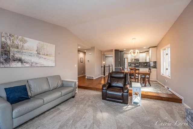 $395,000 | 6615 Bella Vista Drive Northeast, Rockford, MI 49341