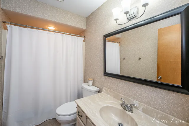 $395,000 | 6615 Bella Vista Drive Northeast, Rockford, MI 49341