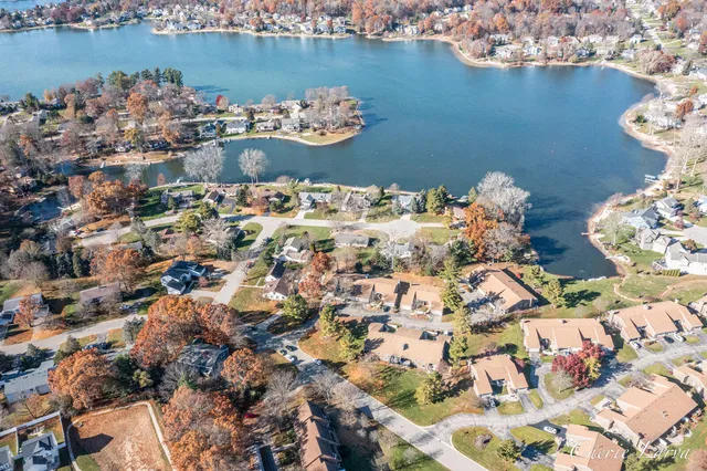 $395,000 | 6615 Bella Vista Drive Northeast, Rockford, MI 49341