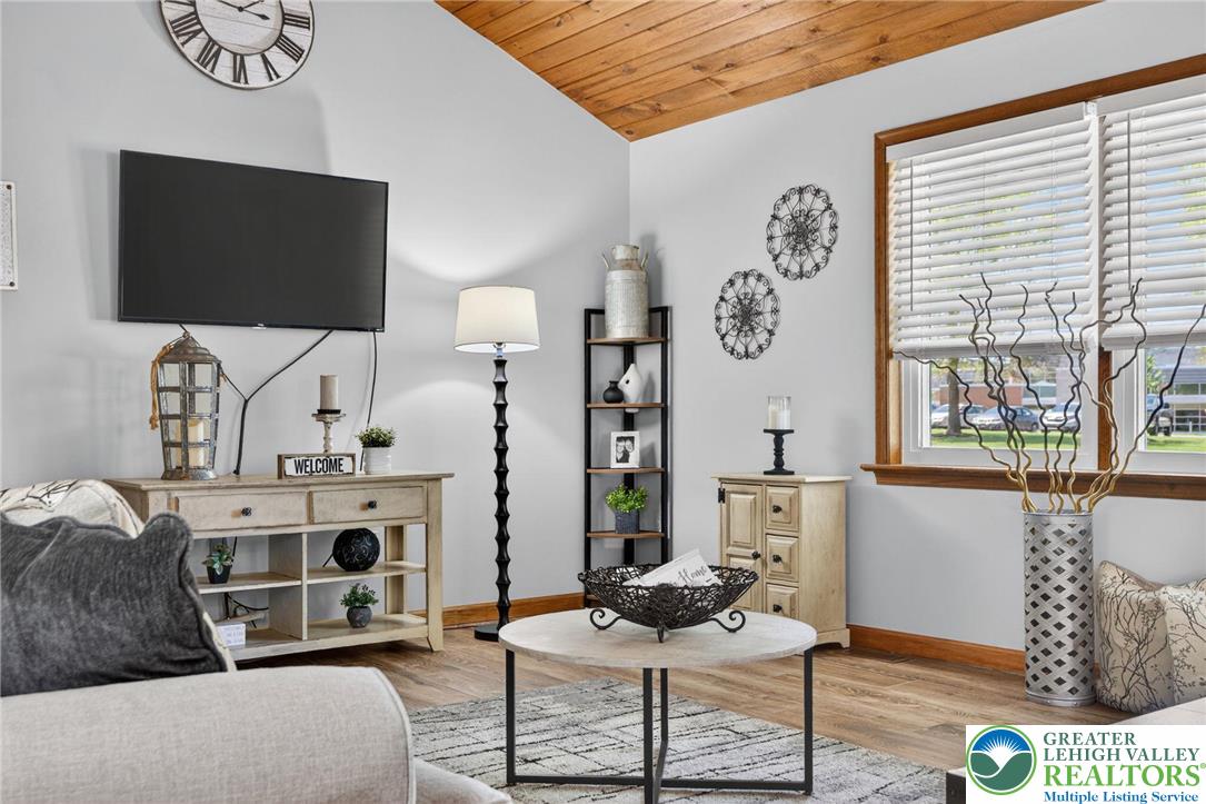 1611 Sleepy Hollow Road Quakertown, PA 18951 - Photo 14 of 57