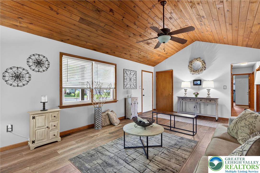 1611 Sleepy Hollow Road Quakertown, PA 18951 - Photo 16 of 57
